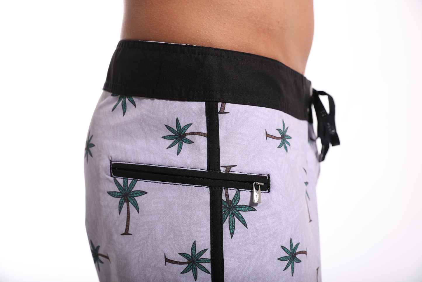 Invictus Relax Palm Scalloped High Performance Short