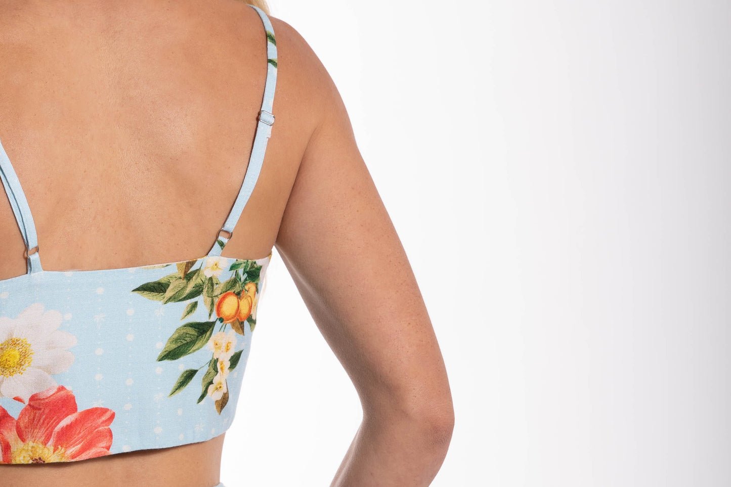 Perfect Floral Buttoned Crop Top