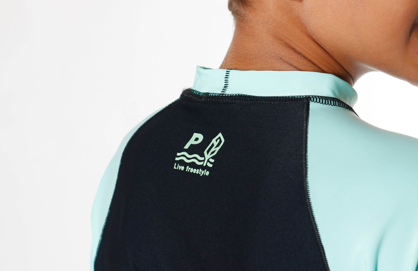 Classic Pena Rash Guard